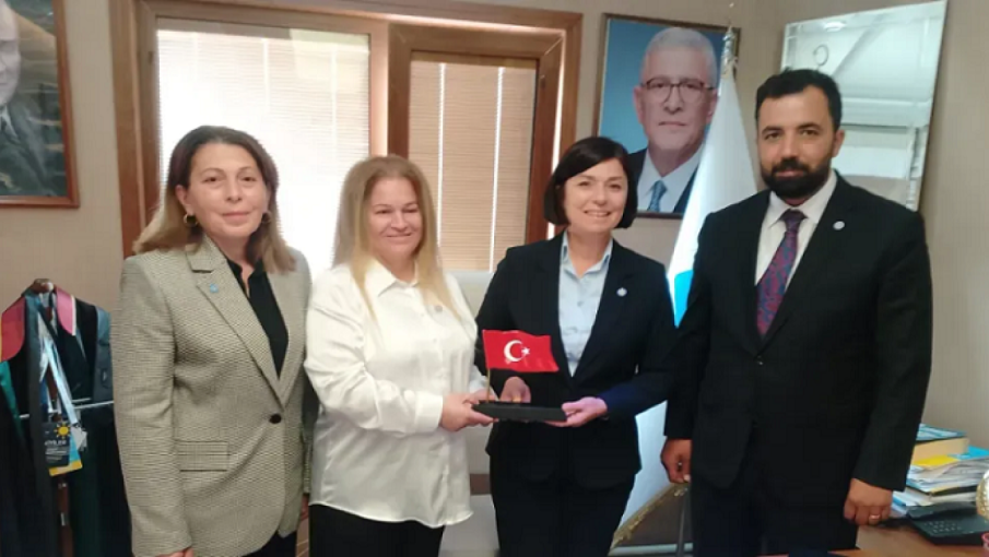 İYİ Partili Ofluoğlu: “Kim olursa olsun, makamı ne olursa olsun hesap soracağız”